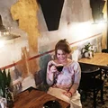 Jak się latem oraz w upały ubierać do pracy i na miasto?