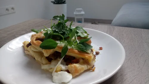 Tarta z mięsem mielonym