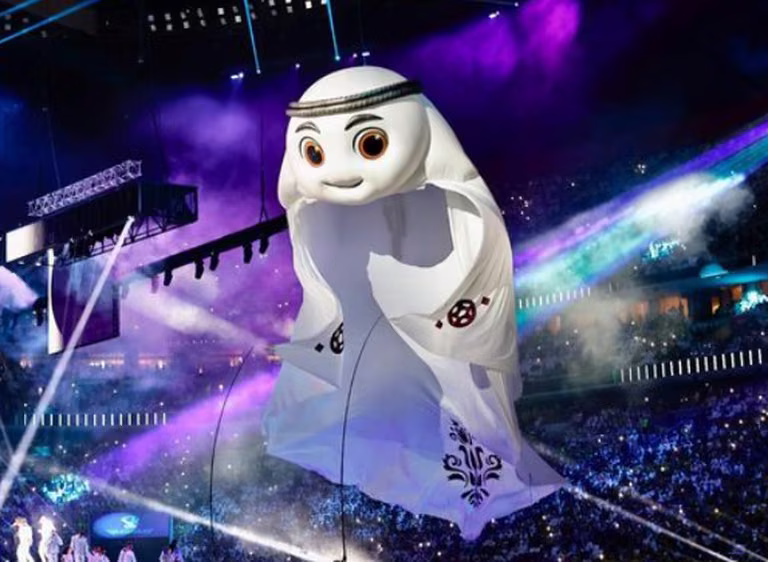 Co symbolizuje maskotka mundialu w Katarze?