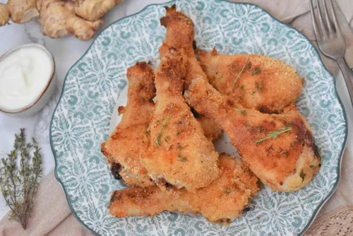 Pieczone pałki kurczaka marynowane w jogurcie