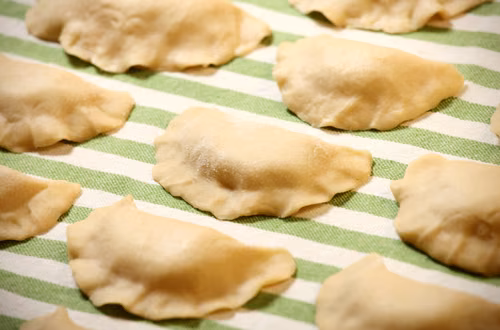 Jak zrobić IDEALNE ciasto na pierogi! - 10 cennych zasad! (+ przepis podstawowy)