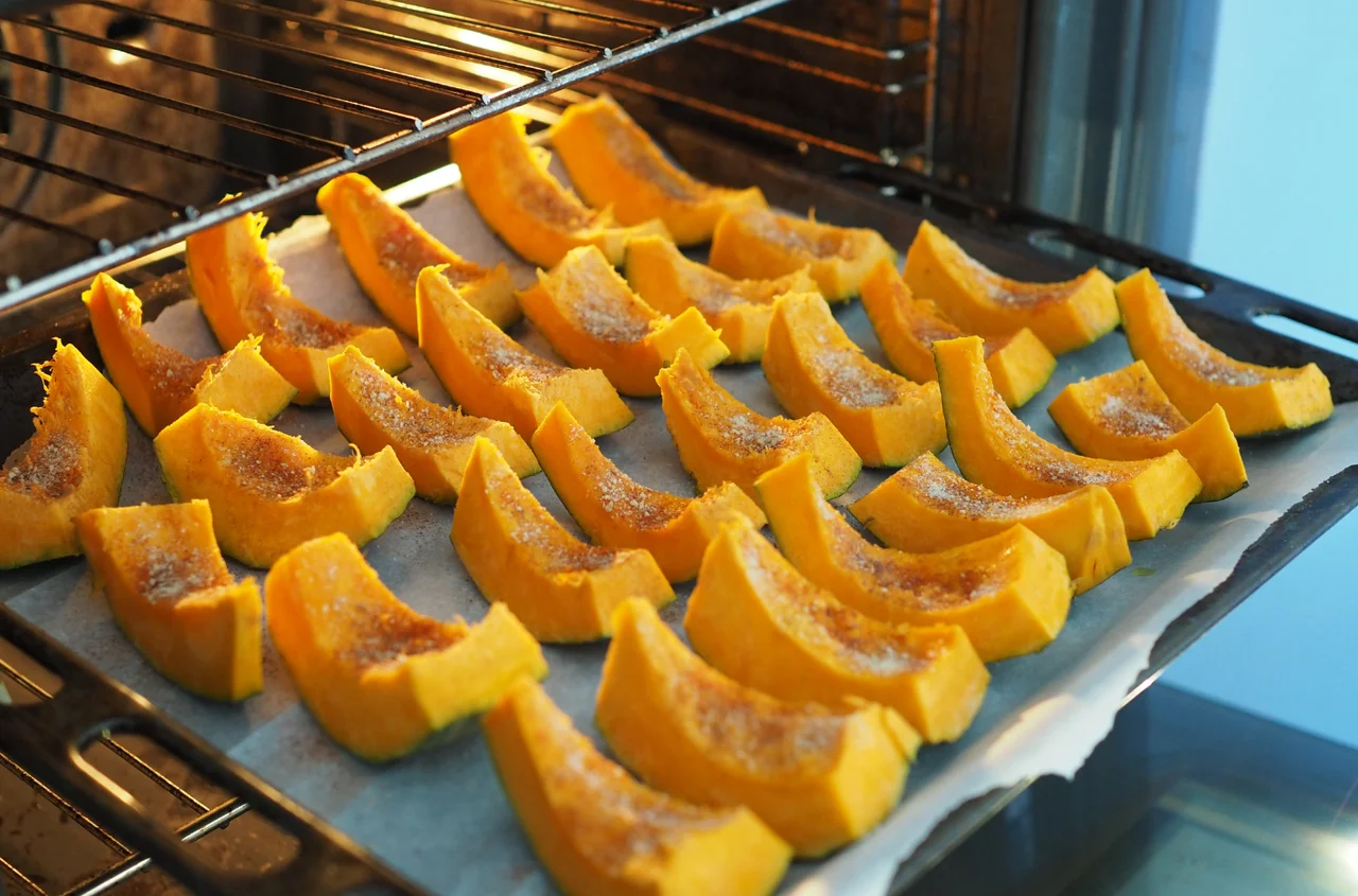 Kto nie powinien jeść dyni? Aż 7 grup osób na liście ryzyka!