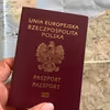 Paszport w 15 minut na polskim lotnisku! Na jakich warunkach można go dostać?