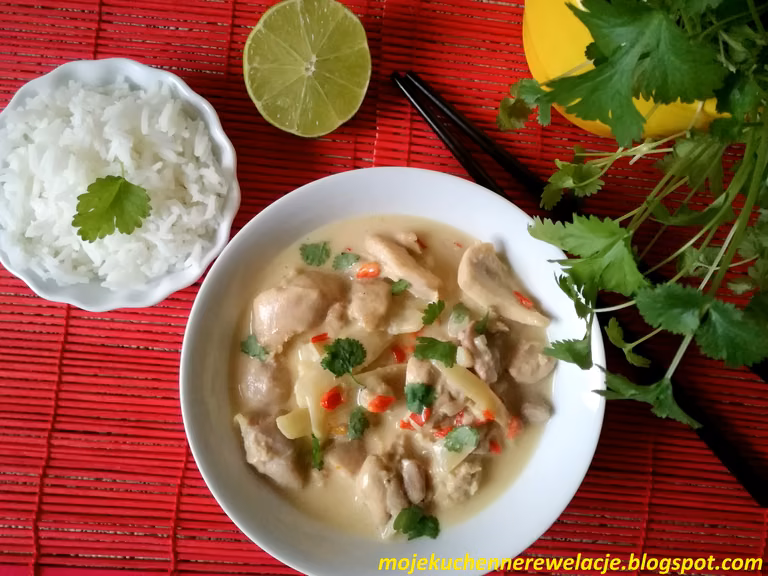 Tajskie curry z kurczaka - 486 kcal
