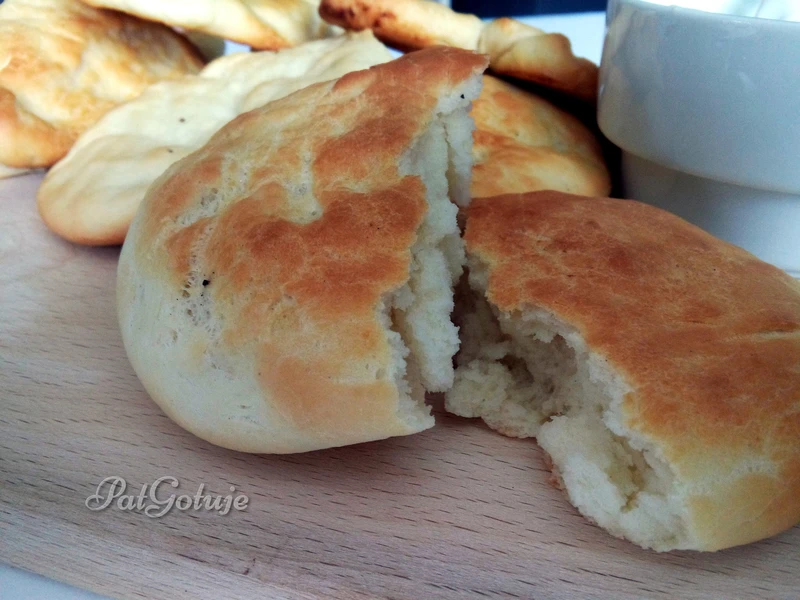 Chlebki naan
