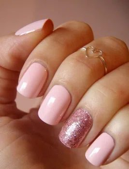 Delikatny manicure