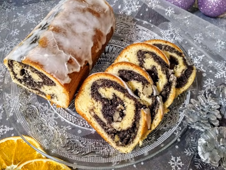 Makowiec drożdżowy-ciasto z lodówki