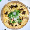ŚRODA: BŁYSKAWICZNA PIZZA Z FIGAMI I TRZEMA SERAMI