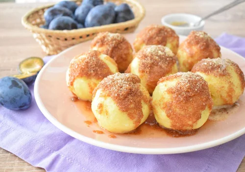 Włoskie knedle ze śliwkami - "Gnocchi di prugne"