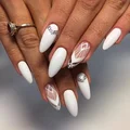 Przepiękny manicure ślubny