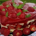 Ciasto z truskawkami i masą budyniową