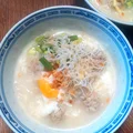 Joke Moo Sub, czyli tajska zupa śniadaniowa (โจ๊กหมูสับ)