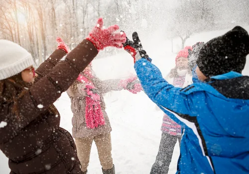 1000 złotych dopłaty do ferii zimowych 2025! Trwa nabór na zimowiska dla dzieci i młodzieży