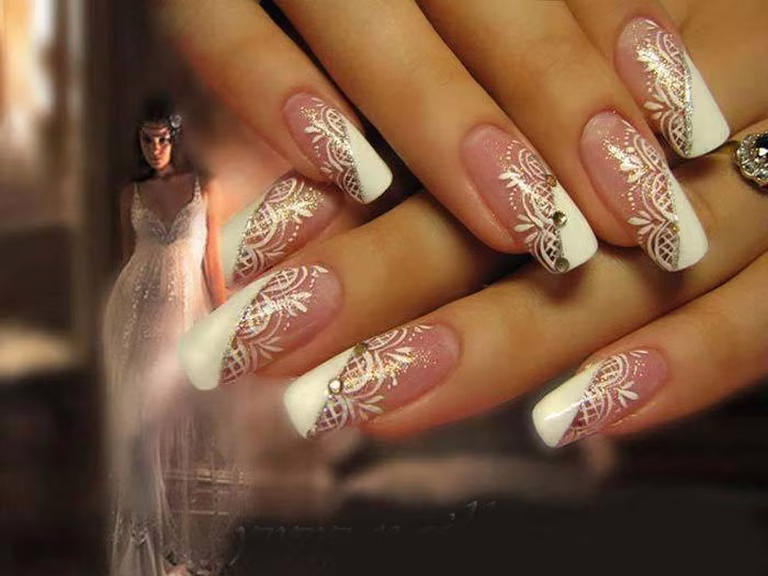 Ślubny manicure