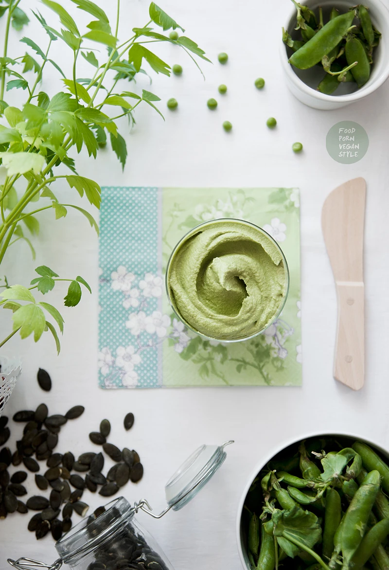 Pesto ze świeżego zielonego groszku