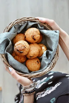 DOMOWE BUŁECZKI Z SUSZONYMI POMIDORAMI