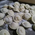Pierożki ze szpinakiem i serem lazur