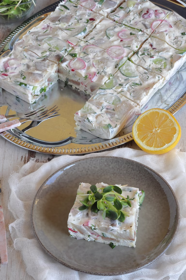 Terrina ze śledzi