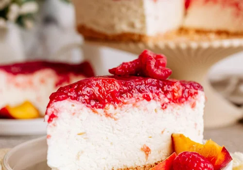 Sernik Melba bez pieczenia