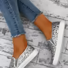 Błyszczące slip-on