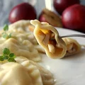 Pierogi na słodko z jabłkiem i cynamonem