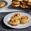 Zawijasy z mascarpone i boczkiem