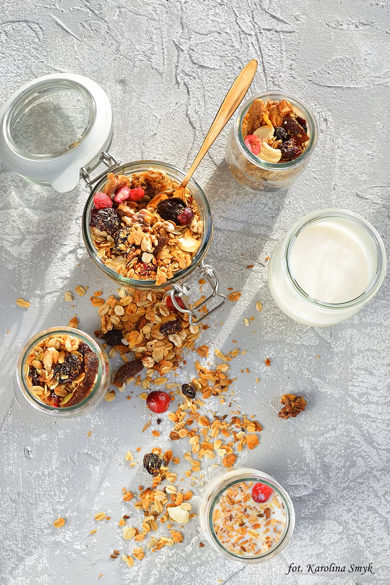 DOMOWA GRANOLA! NIE KUPISZ JUŻ GOTOWEJ!