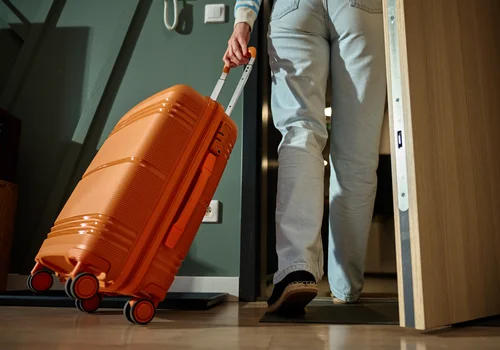 Wyjazd na L4 bez konsekwencji? ZUS zmienia zasady od kwietnia!