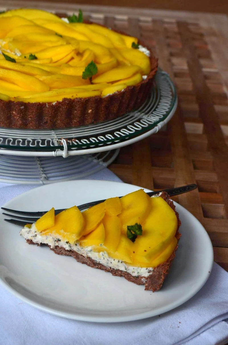 Bez pieczenia. Tarta limonkowo miętowa z mango