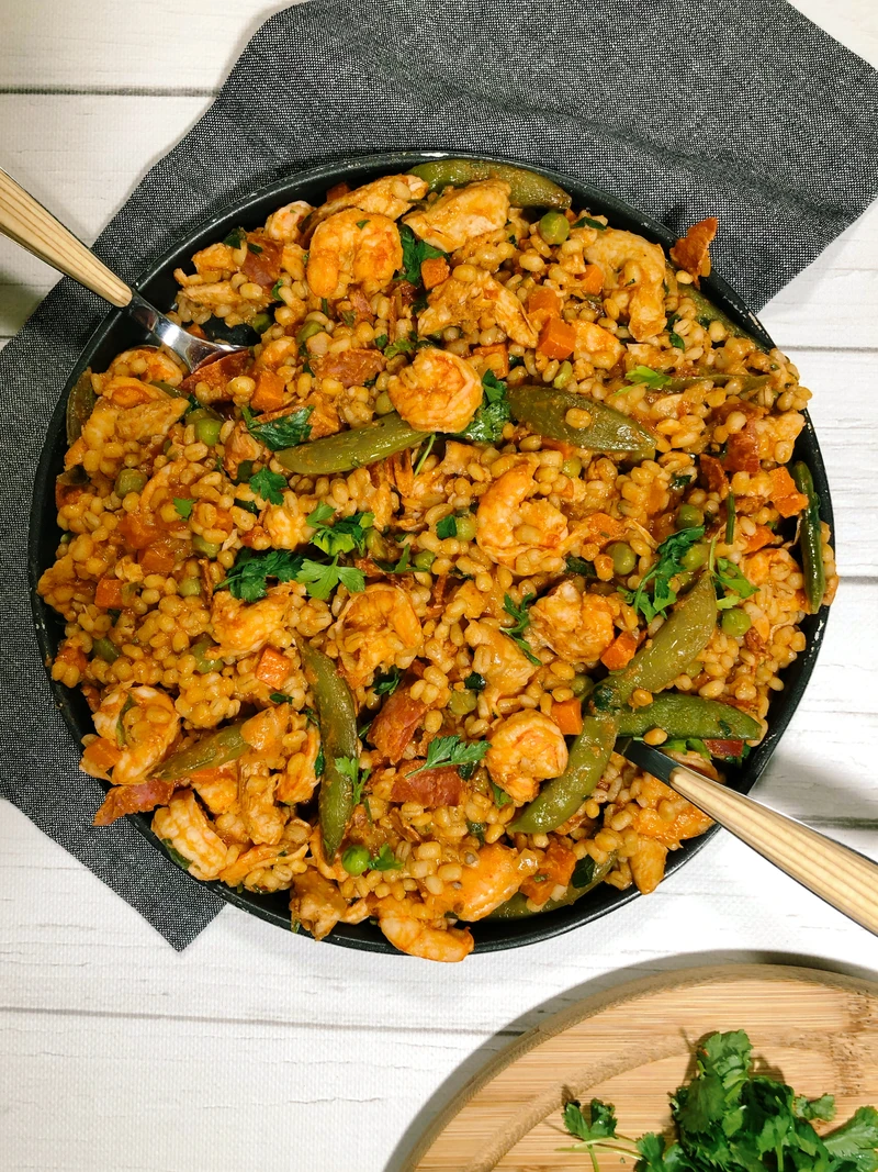 CZWARTEK: PROSTA PAELLA Z PĘCZAKU Z KREWETKAMI I KURCZAKIEM