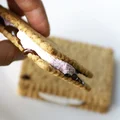 S'mores - amerykański deser z 3 składników