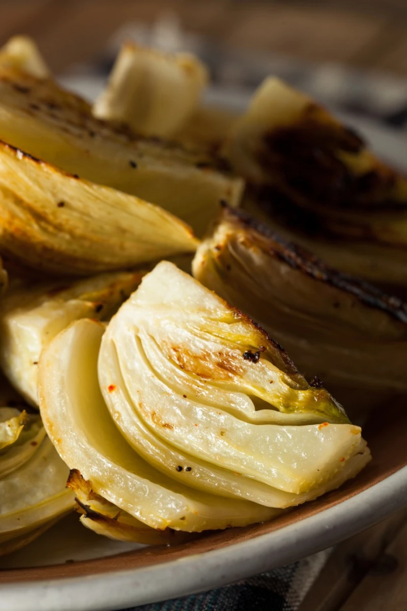 PIECZONY FENKUŁ Z PARMEZANEM