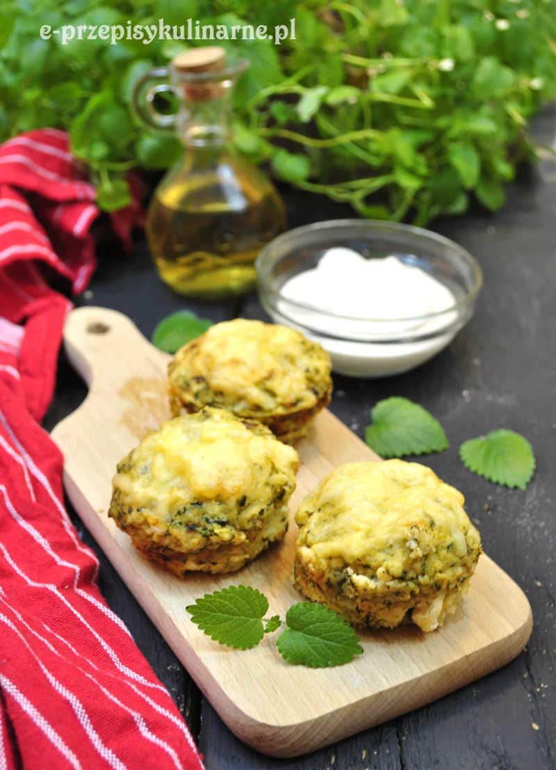 ZIEMNIACZANO-SZPINAKOWE MUFFINKI (177 KCAL)