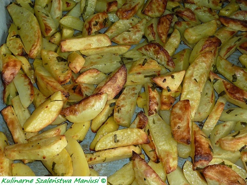 Pieczone ziemniaczki z surówką