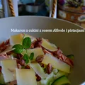 Makaron z cukinii z sosem Alfredo