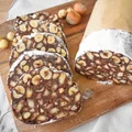Czekoladowe salami z orzechami - włoskie "Salame del papa"