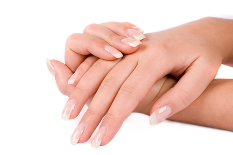 Trik na nieodpryskujące manicure, którego nie znasz!