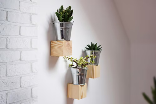 Półeczki DIY: drewniana kostka