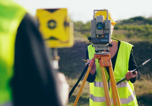 Dzień Geodety: Kluczowa Rola Geodetów w Nowoczesnym Świecie