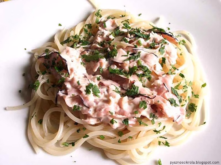Lekkie i bardzo szybkie spaghetti alla carbonara