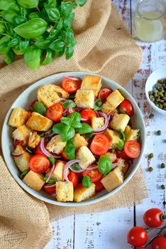 Sałatka Panzanella