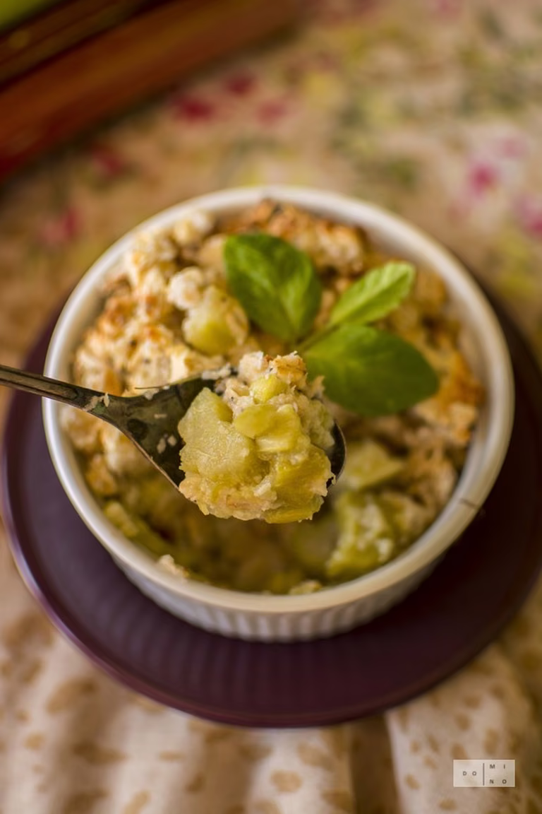 Bezglutenowe rabarbarowo – kokosowe crumble