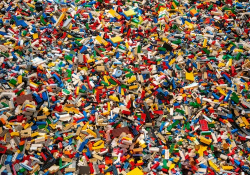 Międzynarodowy Dzień LEGO: Jak Klocki Budują Naszą Kreatywność