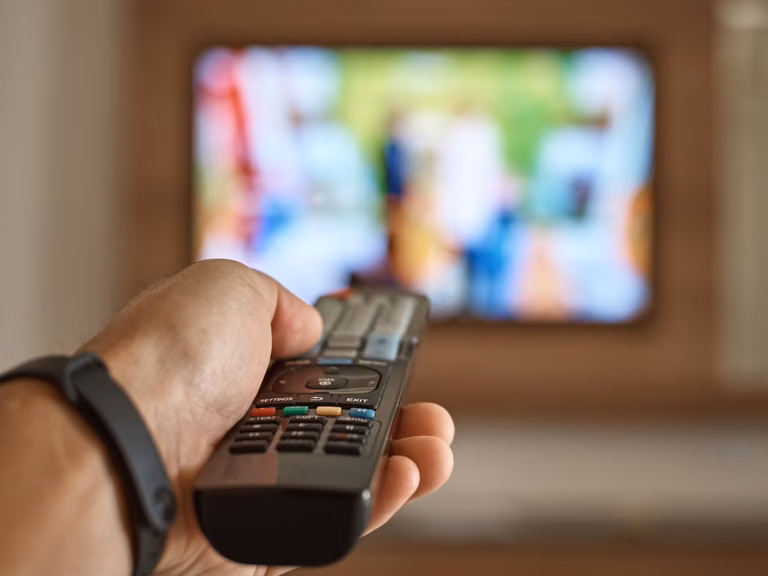 Kontrola odbiorników RTV. Jak przebiega? Czy trzeba wpuszczać kontrolerów?