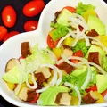 Sałatka z wędzonym tofu