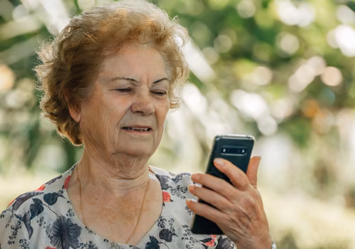 800 zł w zamian za wyższą emeryturę! ZUS wydał pilny komunikat i ostrzega seniorów