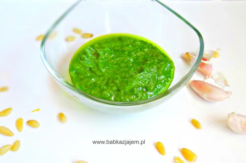 Domowe pesto bazyliowe