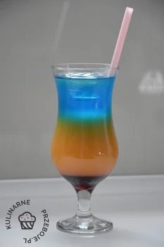 Drink Żar tropików to pyszny, delikatny drink :) Idealny na babski wieczór, ale nie tylko :)