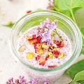 Różany pudding chia