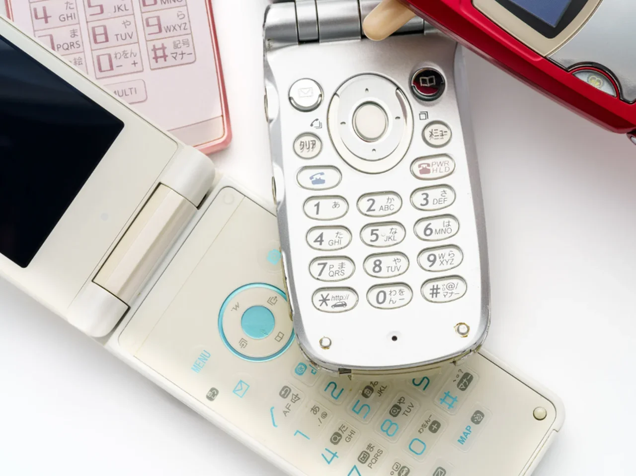 Nie ma wyjścia - te osoby będą musiały kupić nowy telefon! Operatorzy wyłączają sieć w całej Polsce